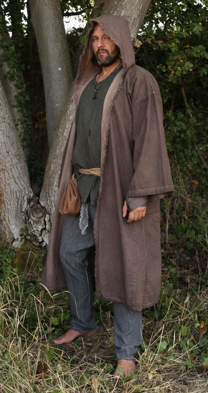 Beggar's Coat Loki 3 Beggar's Coat Loki