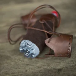 Laced Bottle Holder - Brown -Larp Fashion Shop flaschenhalter aus leder braun if 101601 3 1280x1280