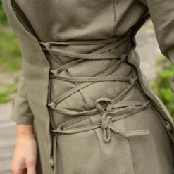Priestess Dress - Dryad Green -Larp Fashion Shop kleid priesterin gruen if 310704 5 1280x1280
