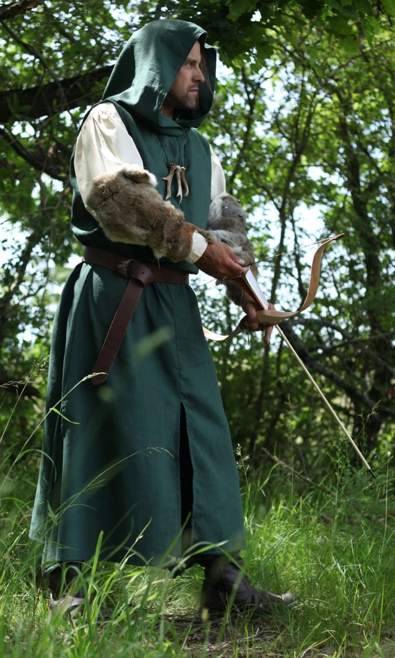 Long Green Hooded Tunic 4 Long Green Hooded Tunic - Image 2