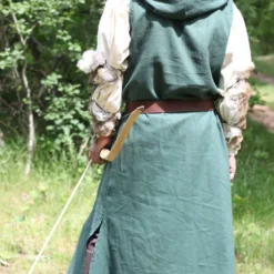 Long Green Hooded Tunic 11 Long Green Hooded Tunic -Larp Fashion Shop lange gruene tunika mit kapuze lf 395000 5 1280x1280