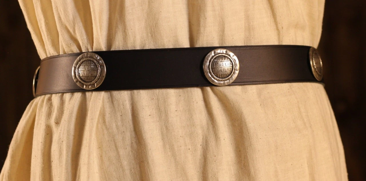 Medieval Long Belt Black Rune Shield 4 Medieval Long Belt Black Rune Shield - Image 2