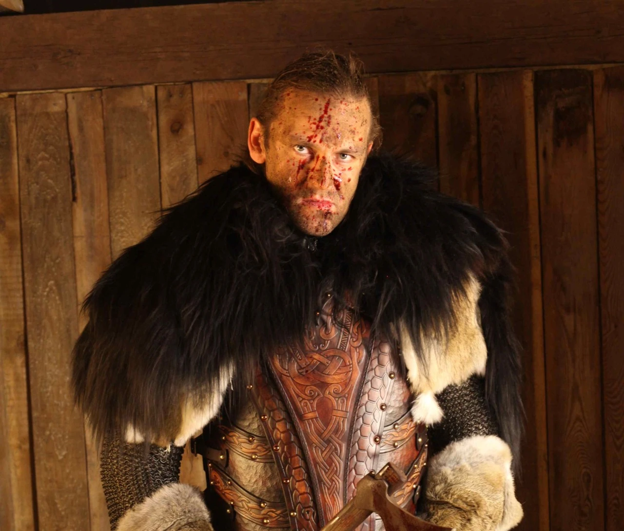 LARP Cape Sheepskin Black/brown 3 LARP Cape Sheepskin Black/brown