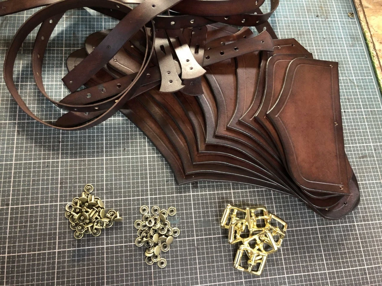 LARP Leather Shoulder Armour DIY Kit 4 LARP Leather Shoulder Armour DIY Kit - Image 2