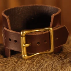 Leather Wrist Cuff Skull Brown 6cm -Larp Fashion Shop lederarmband 6cm skull braun lt ab6030bsk 2 1280x1280