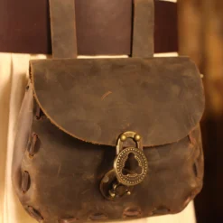 Medieval Leather Bag With Spin Lock -Larp Fashion Shop mittelalterliche tasche mit drehverschluss lt gt6310dv 600 4 1280x1280