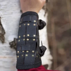 Ready For Battle Fighter Bracers Black -Larp Fashion Shop ready for battle armschienen kaempfer schwarz if 10044245 3 1280x1280