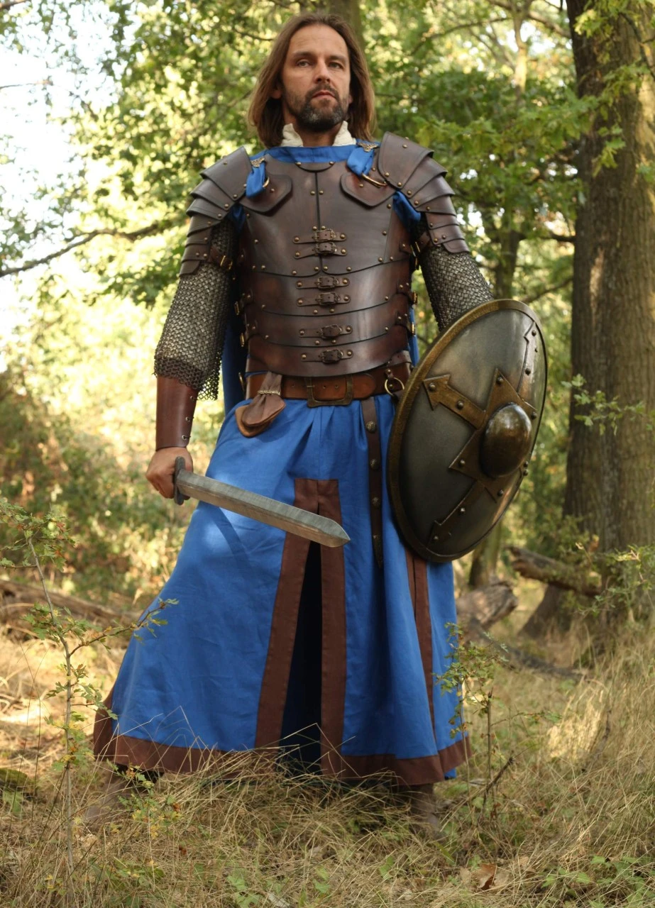 Royal Blue Tunic With Contrasting Trims 5 Royal Blue Tunic With Contrasting Trims - Image 3