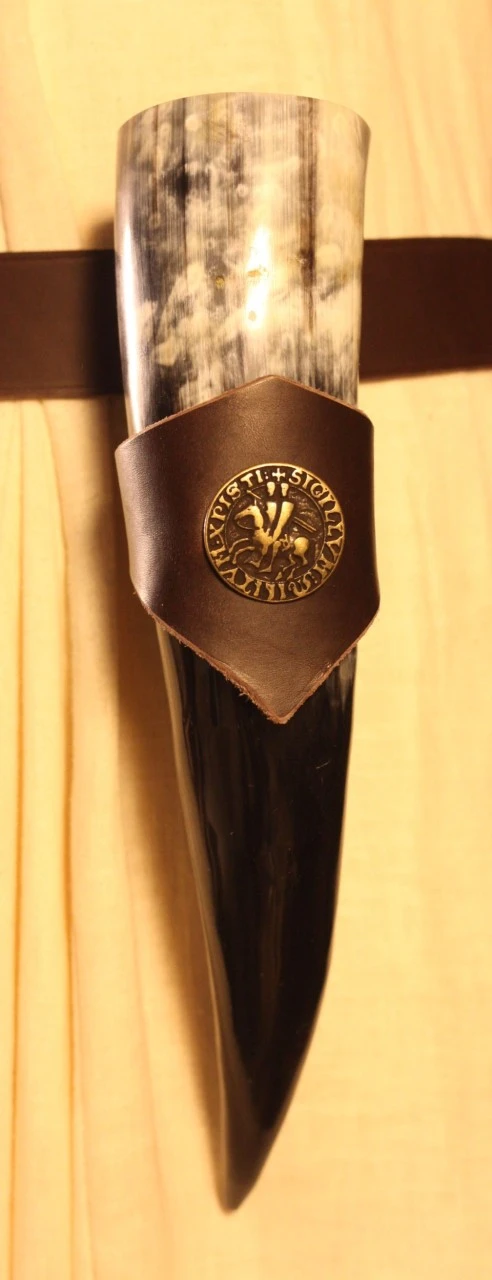 Drinking Horn W/ Brown Templar's Holder 300ml 3 Drinking Horn W/ Brown Templar's Holder 300ml