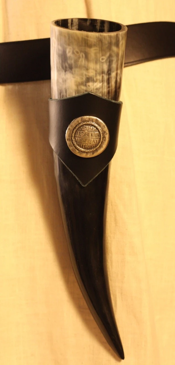 Drinking Horn W/ Black Holder Rune Shield 300ml 3 Drinking Horn W/ Black Holder Rune Shield 300ml