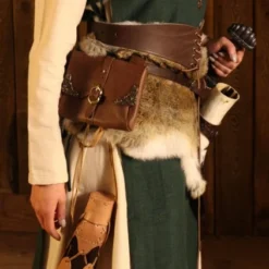 Medieval Green Surcot Gyda 11 Medieval Green Surcot Gyda -Larp Fashion Shop ueberkleid gyda gruen bs 030015nh30 5 1280x1280