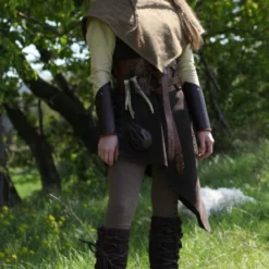 Wool Liripipe Bjorn Mustard -Larp Fashion Shop woll gugel bjorn herbstgruen bs 040002 bl40 3 1280x1280