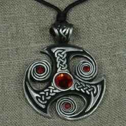 Pewter Pendant Gem Trefot